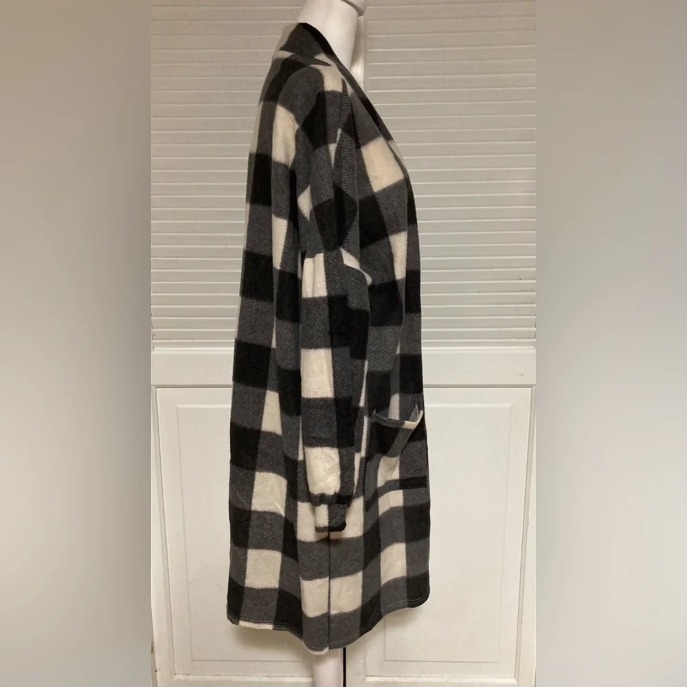 EC Glitzy Girlz Open Winter  Cardigan Plus Size 2X - Picture 3 of 12